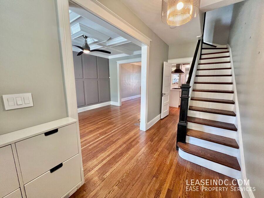 5022 5th St Nw - Photo 3 of 35