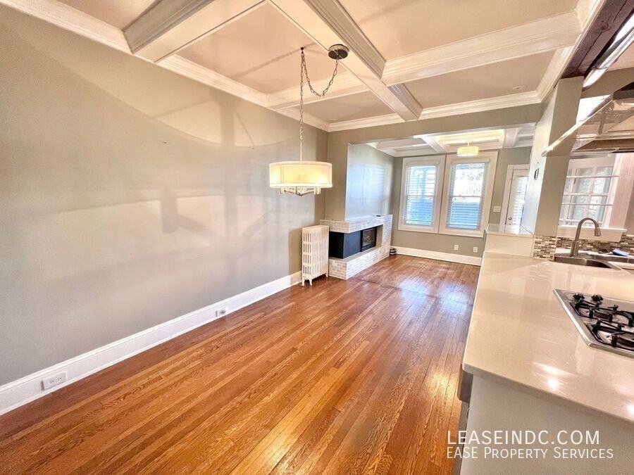 5022 5th St Nw - Photo 6 of 35