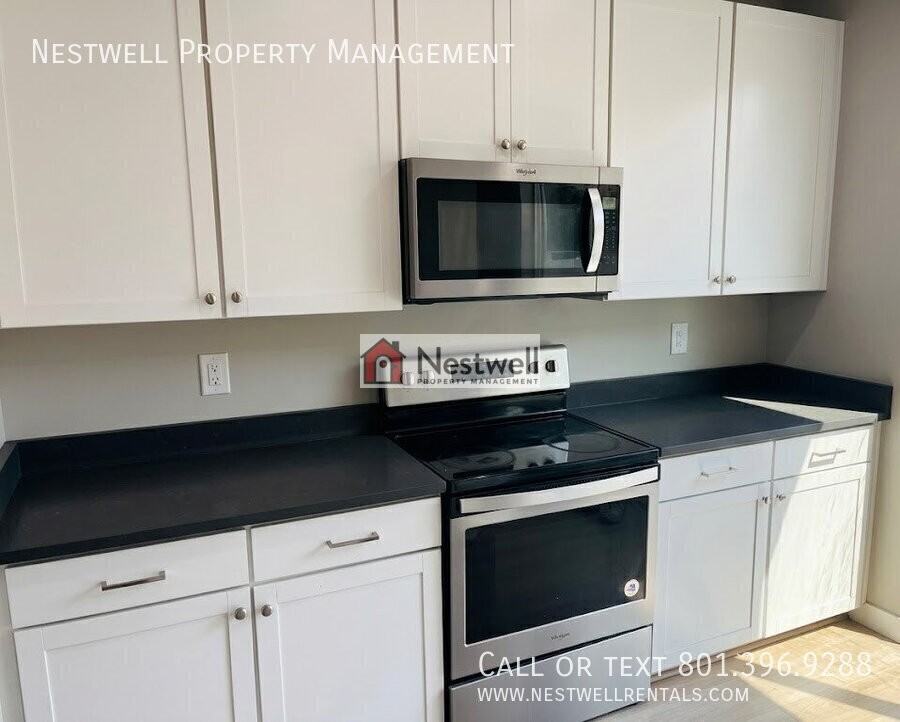 765 W 100 S - Photo 5 of 26