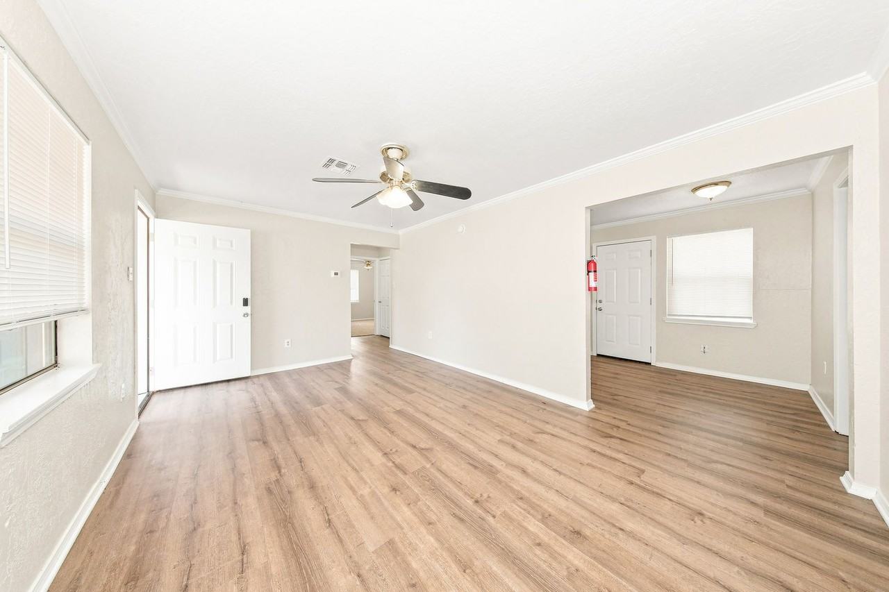 2112 Nw Bessie Ave - Photo 4 of 16