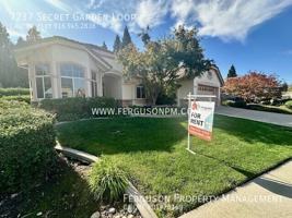 featured image of 7237 Secret Garden Loop