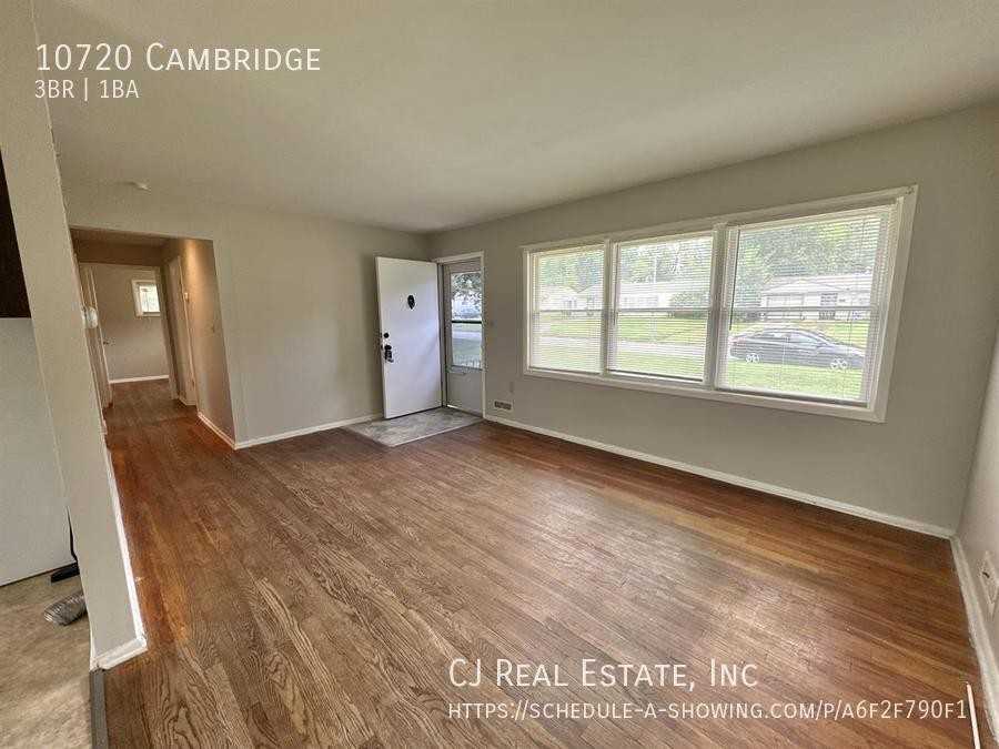 10720 Cambridge Ave - Photo 2 of 9