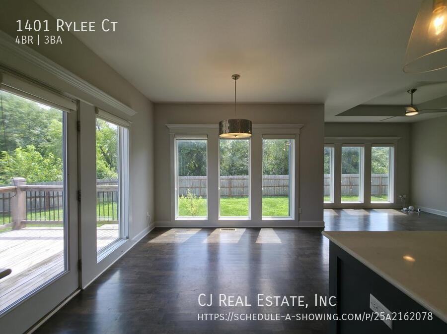 1401 Rylee Ct - Photo 4 of 11