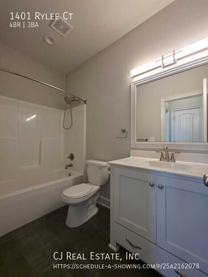 1401 Rylee Ct - Photo 5 of 11