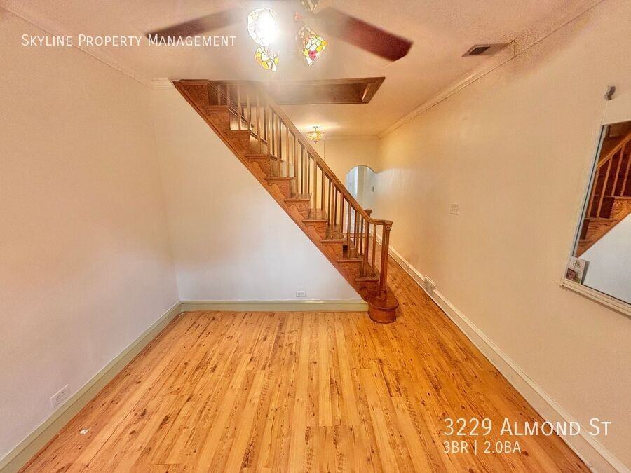 3229 Almond St - Photo 3 of 28