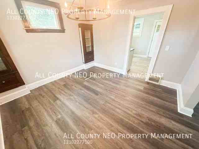 9474 Roxbury Rd - Photo 7 of 20
