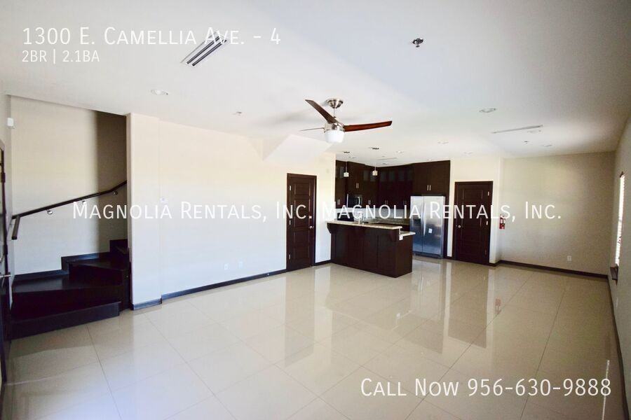 1300 E Camellia Ave #4 - Photo 3 of 12