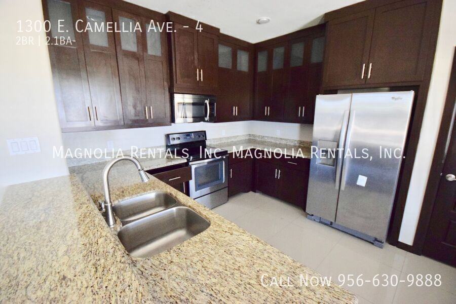 1300 E Camellia Ave #4 - Photo 6 of 12