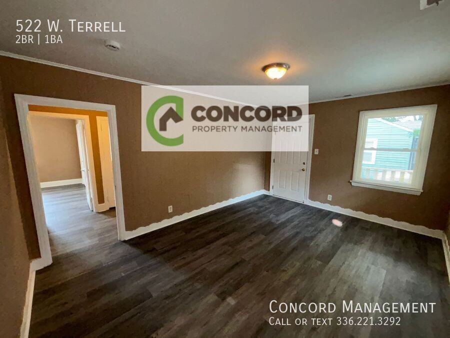 522 W Terrell St - Photo 4 of 14