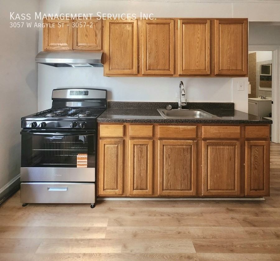 3057 W Argyle St #3057-2 - Photo 2 of 10
