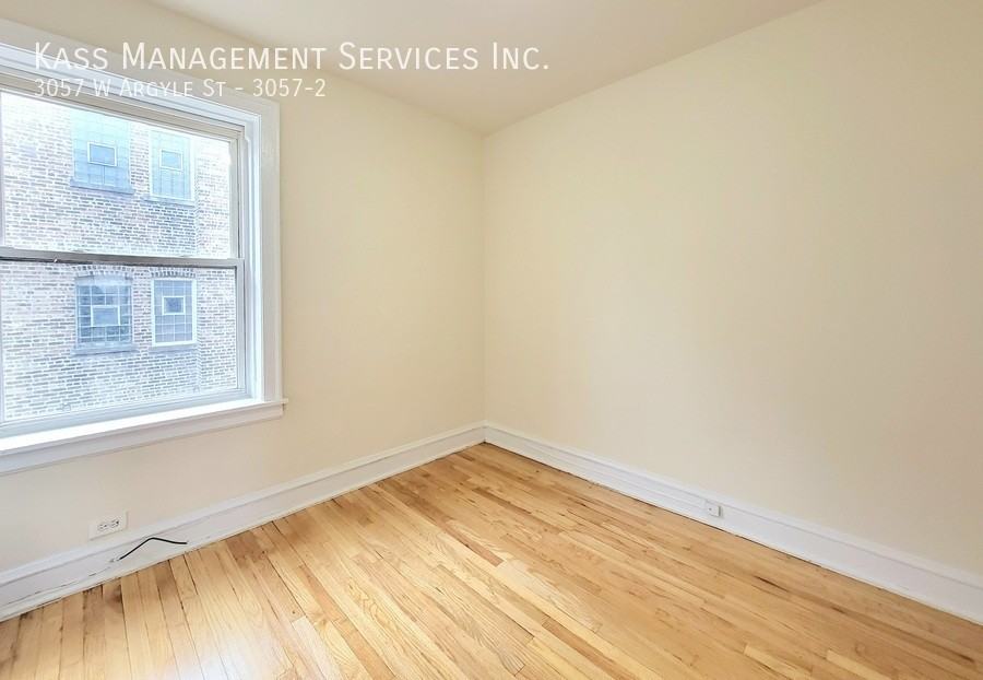 3057 W Argyle St #3057-2 - Photo 5 of 10