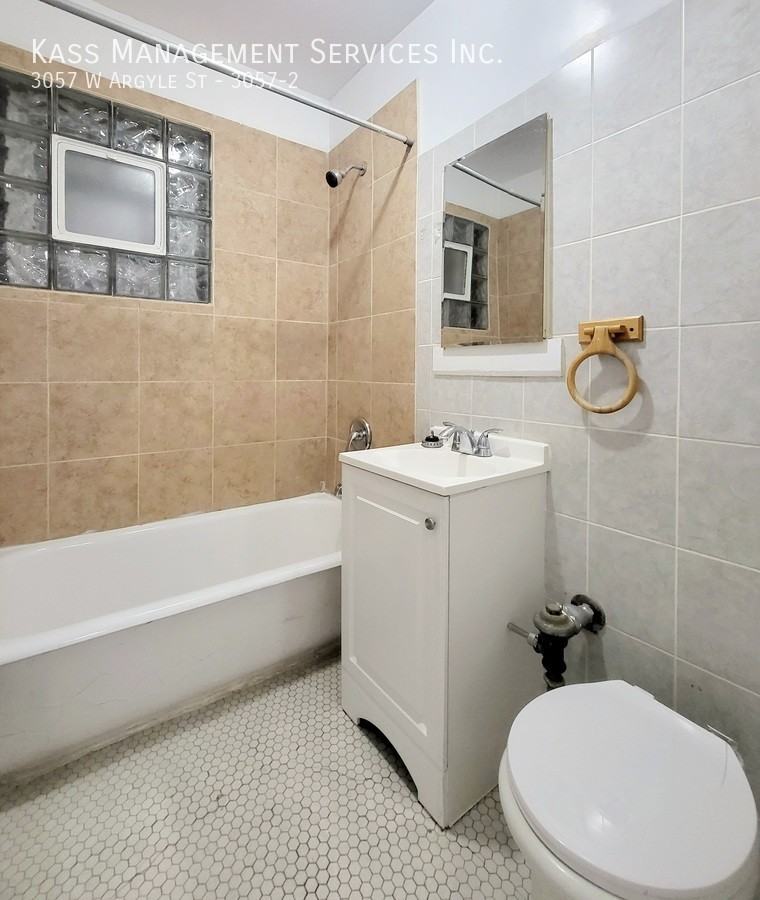 3057 W Argyle St #3057-2 - Photo 6 of 10