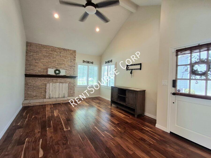 23902 Ranney House Ct - Photo 5 of 44