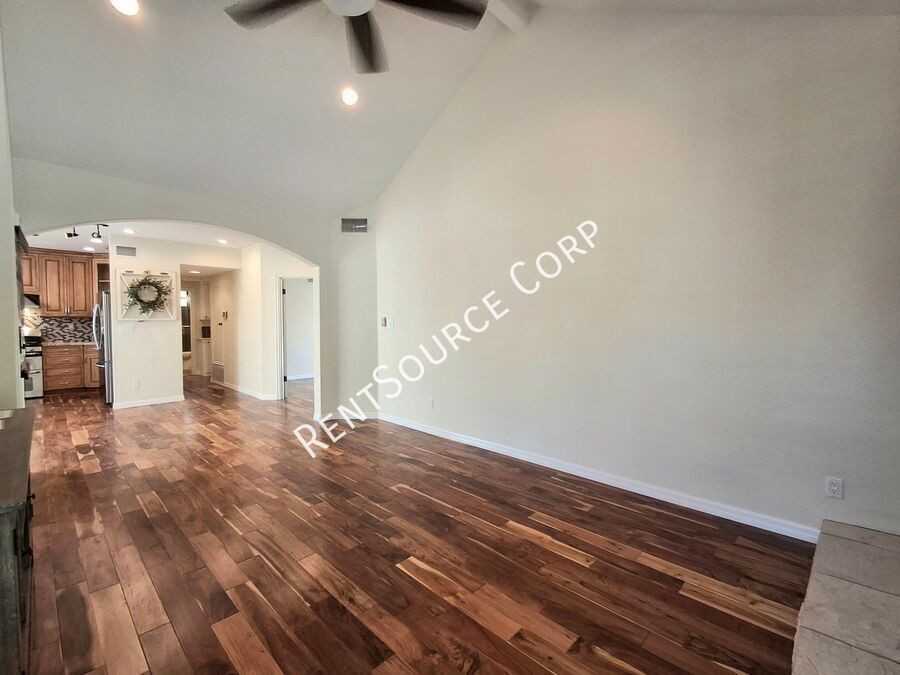 23902 Ranney House Ct - Photo 7 of 44