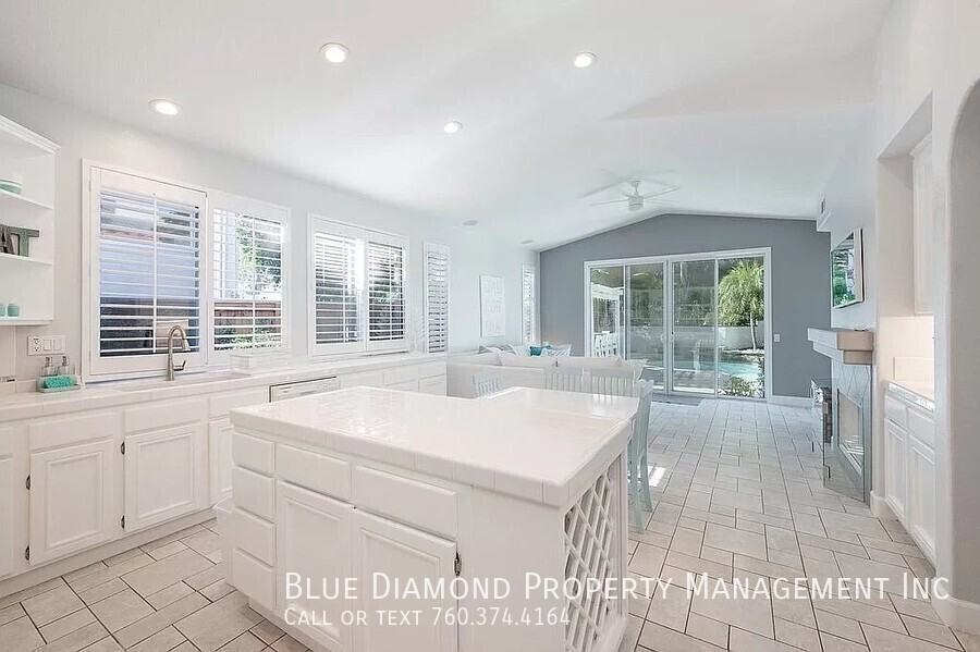 6645 Curlew Ter - Photo 3 of 8