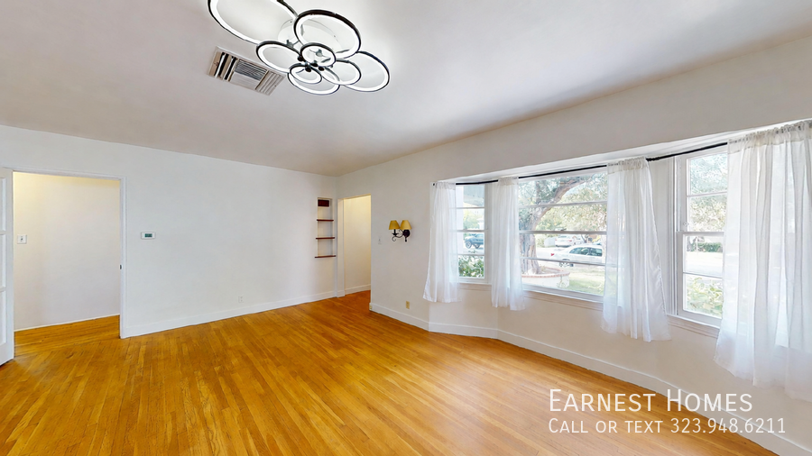 14920 Hesby St - Photo 7 of 30