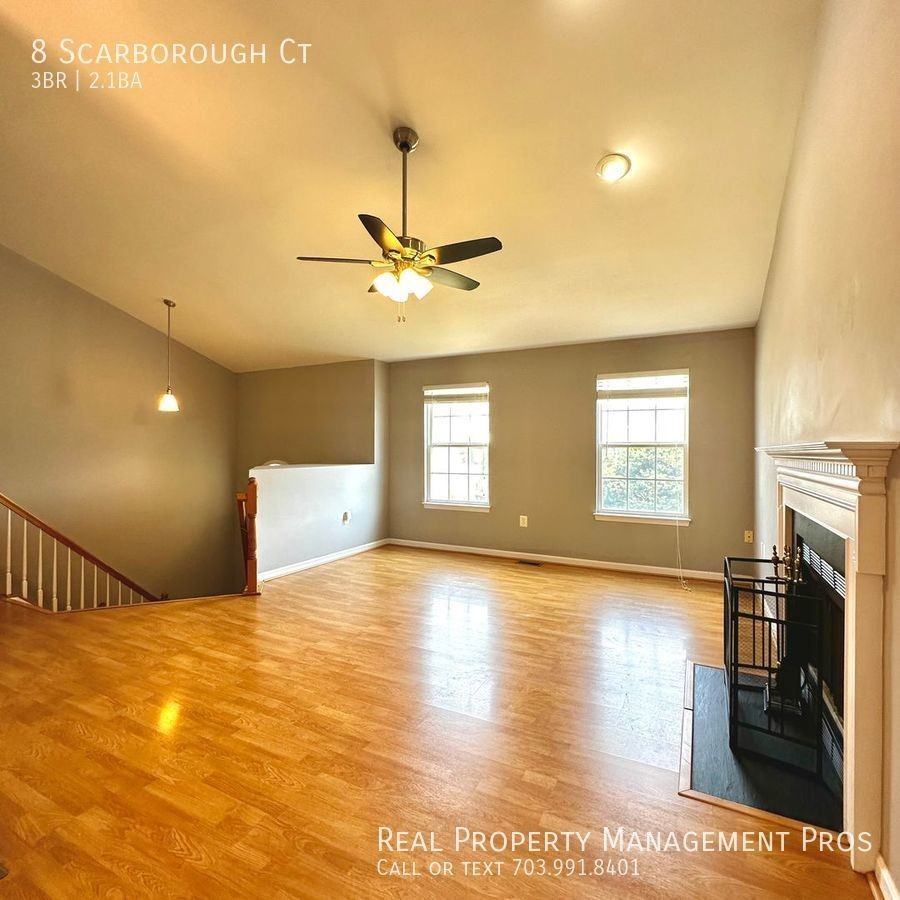 8 Scarborough Ct - Photo 4 of 26