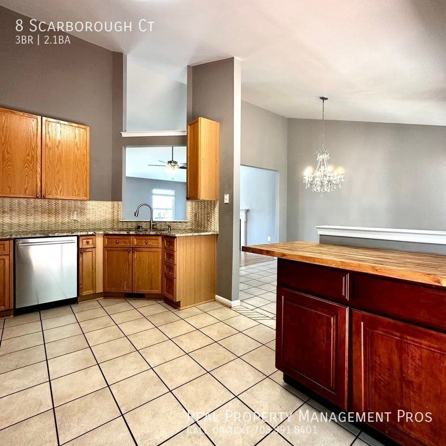 8 Scarborough Ct - Photo 6 of 26