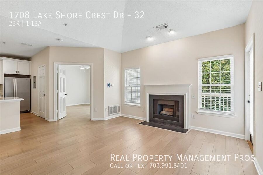 1708 Lake Shore Crest Dr #32 - Photo 3 of 50