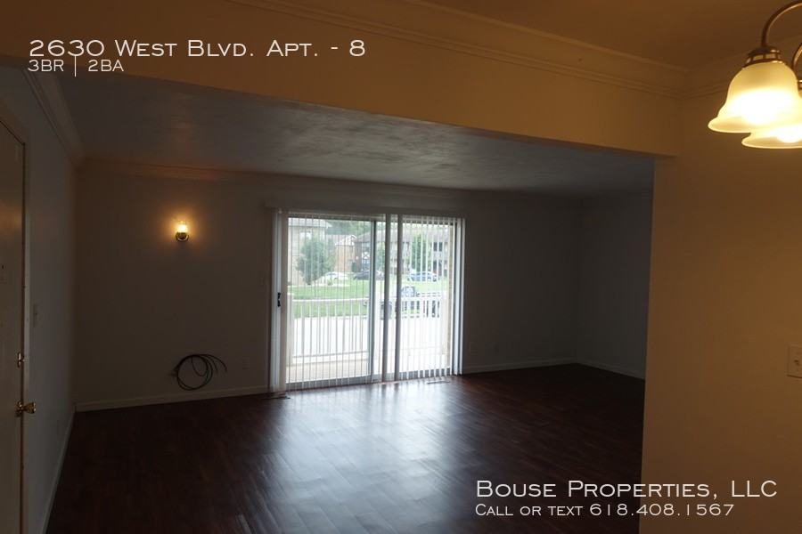 2630 2630 West Blvd. Apt. #8 - Photo 4 of 5