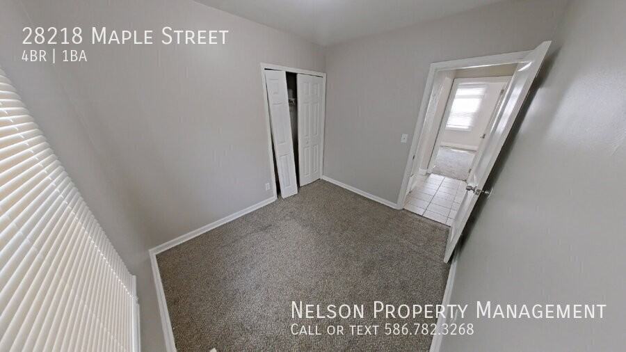 28218 Maple St - Photo 6 of 12