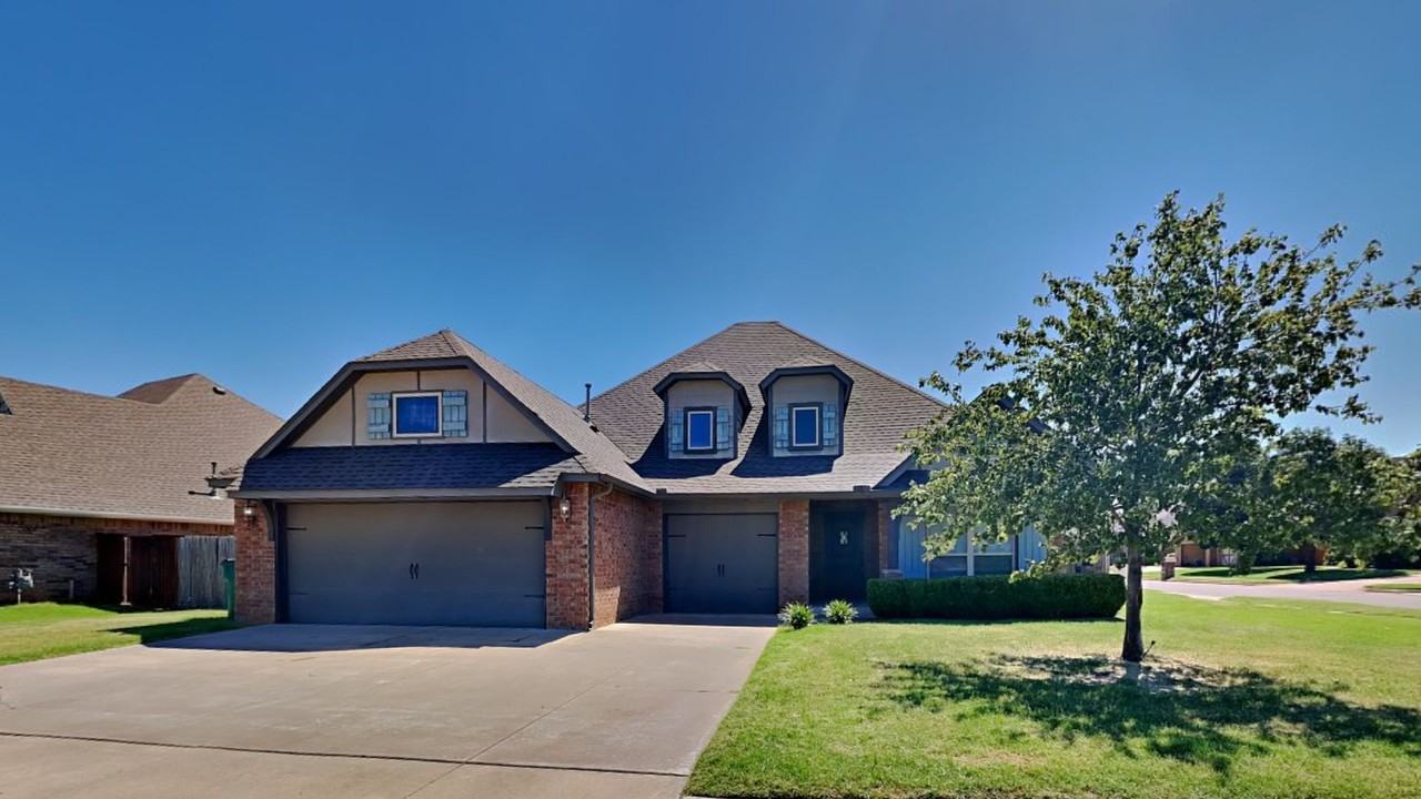 5720 St James Pl - Photo 3 of 25