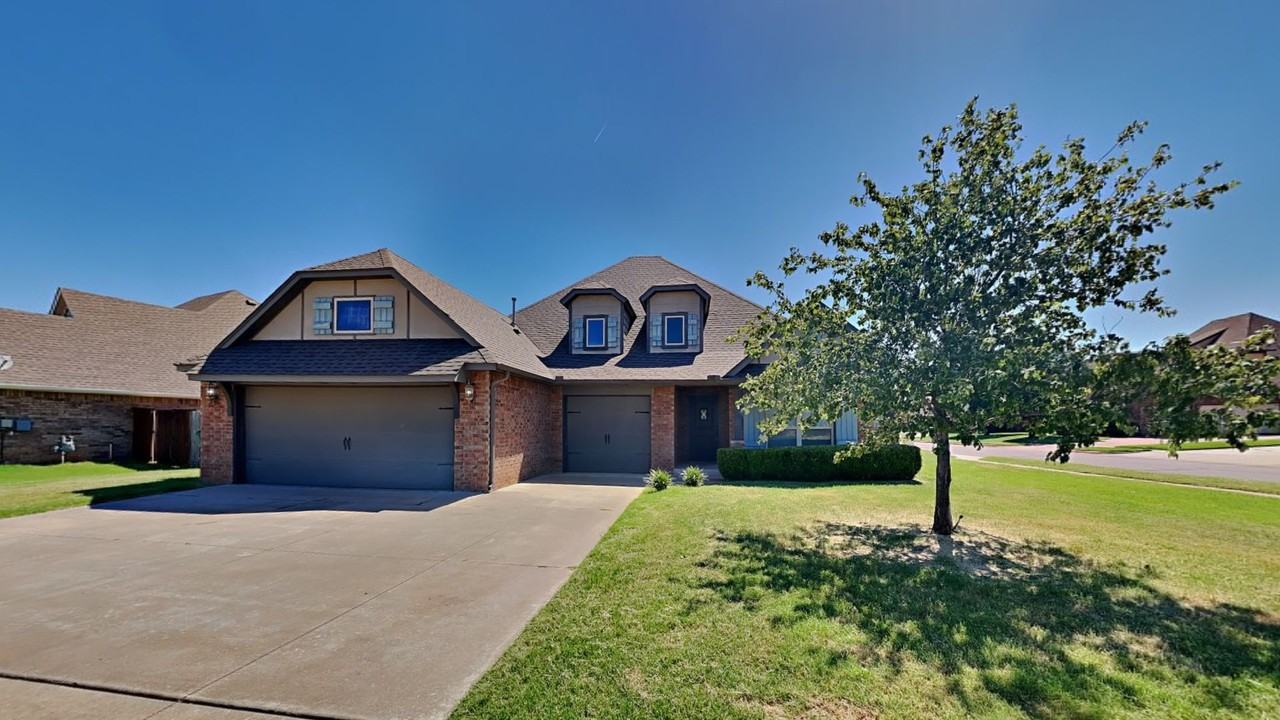 5720 St James Pl - Photo 2 of 25