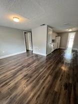 1007 35th Ave W #B - Photo 1 of 1