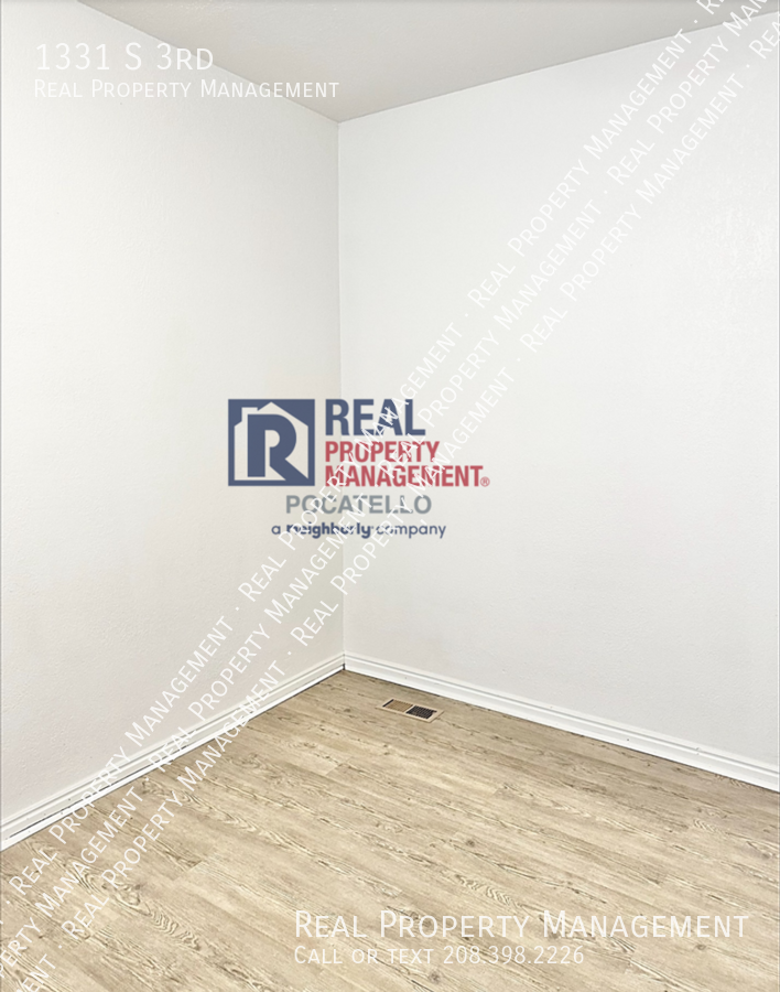 1331 S 3rd Ave - Photo 7 of 19
