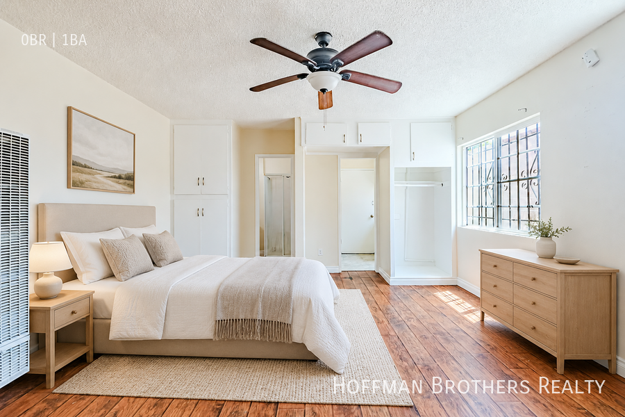 1222 3/4 W 109th Pl - Photo 4 of 12