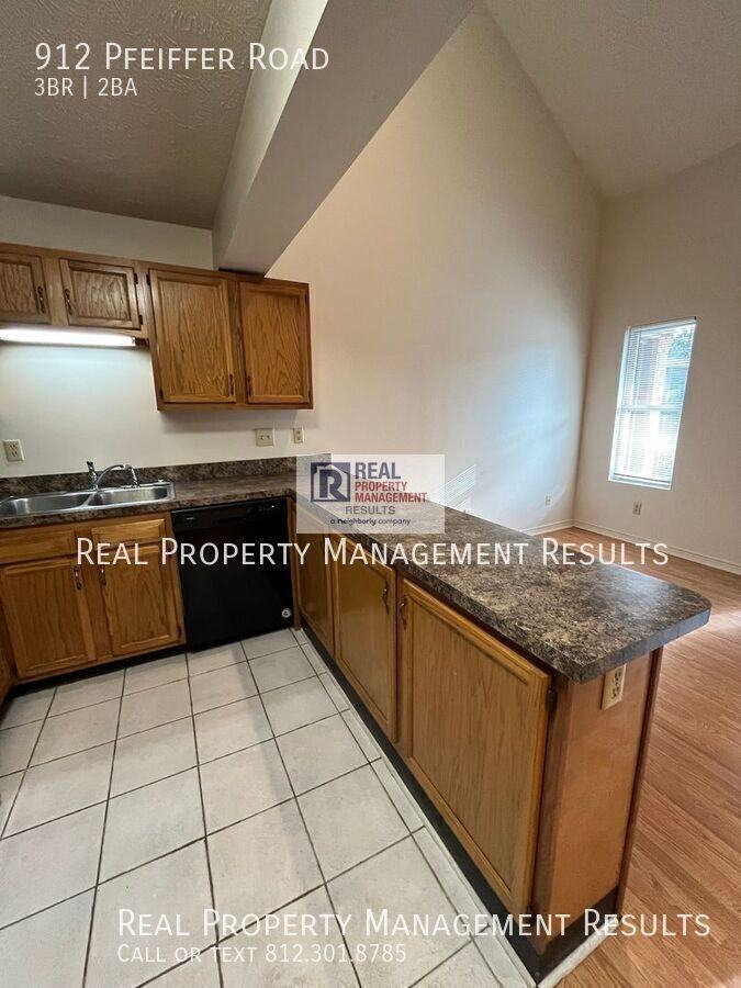 912 Pfeiffer Rd - Photo 6 of 17