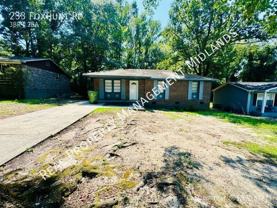 233 Foxhunt Rd - Photo 1 of 1