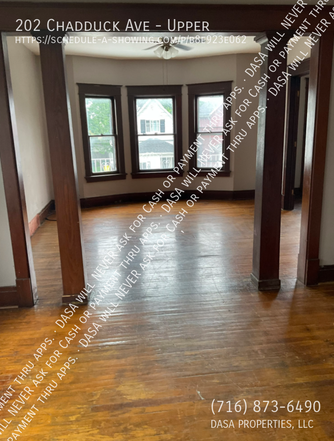 202 Chadduck Ave - Photo 2 of 12