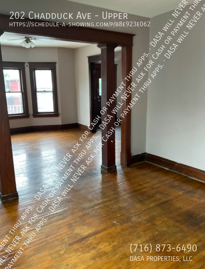 202 Chadduck Ave - Photo 3 of 12