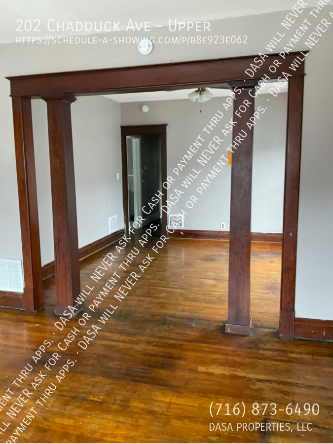 202 Chadduck Ave - Photo 4 of 12