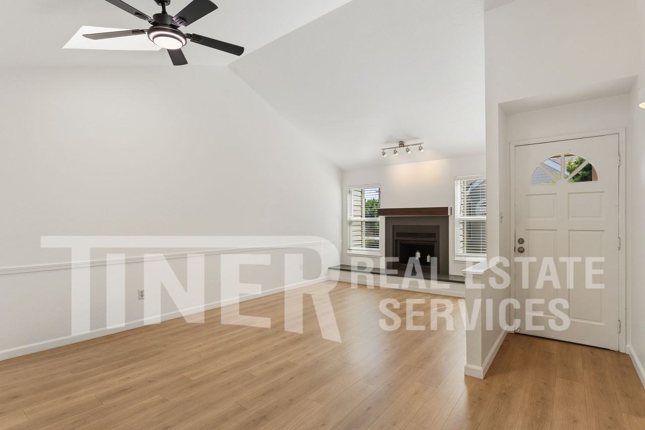 1533 Hood Rd #B - Photo 7 of 23
