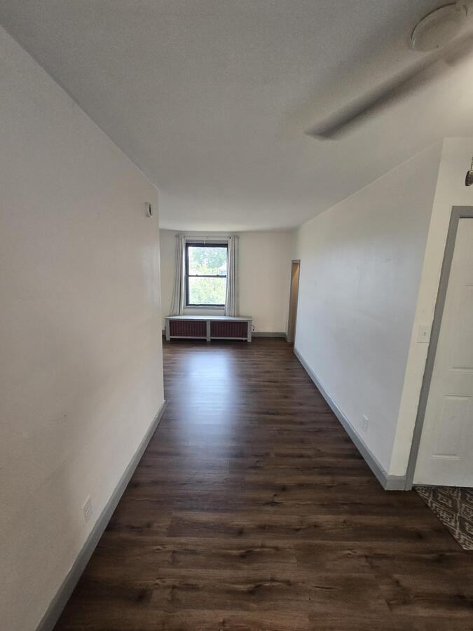 604 7th St S #2 - Photo 3 of 14