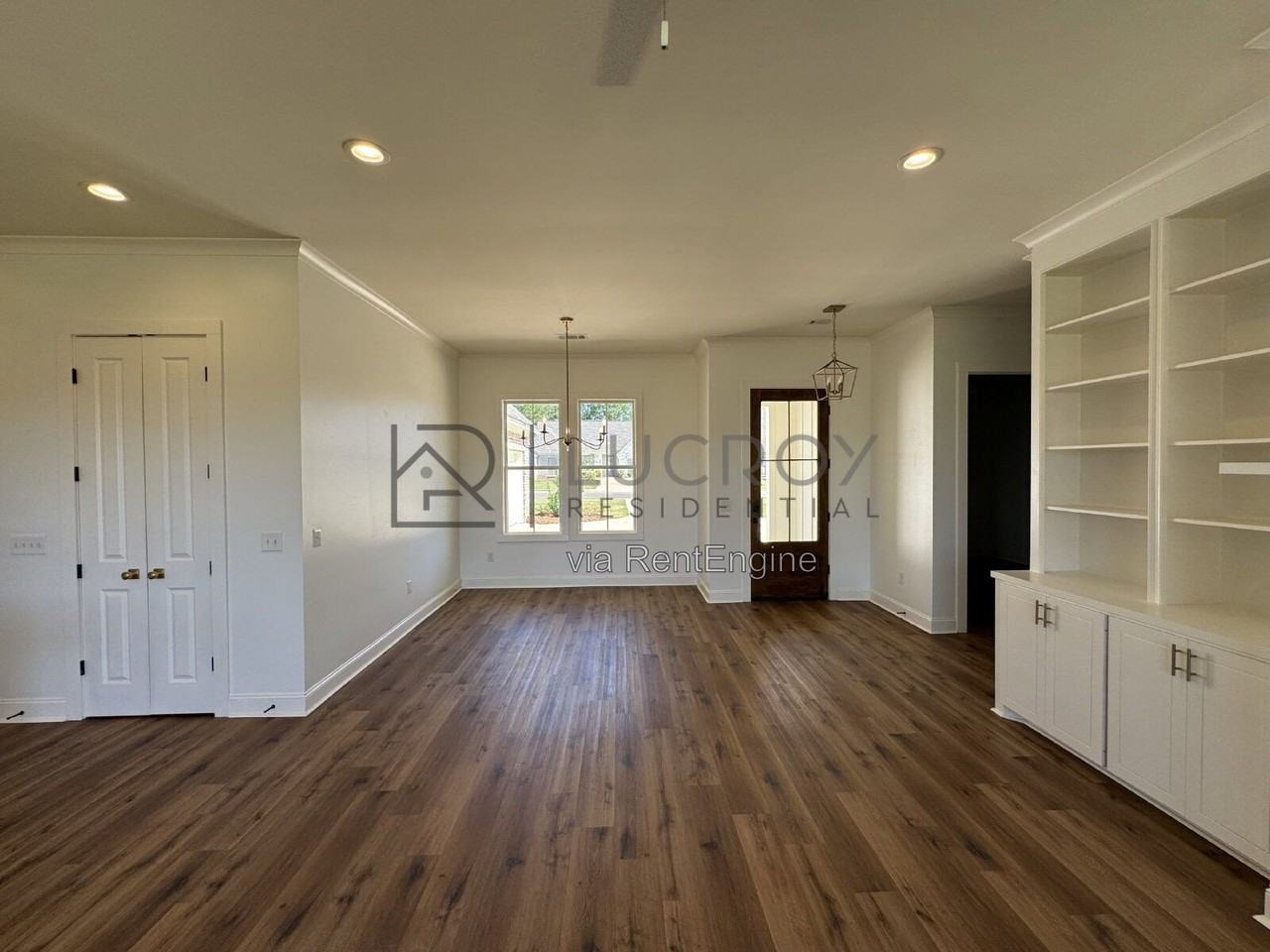 203 Baleigh Dr - Photo 2 of 16