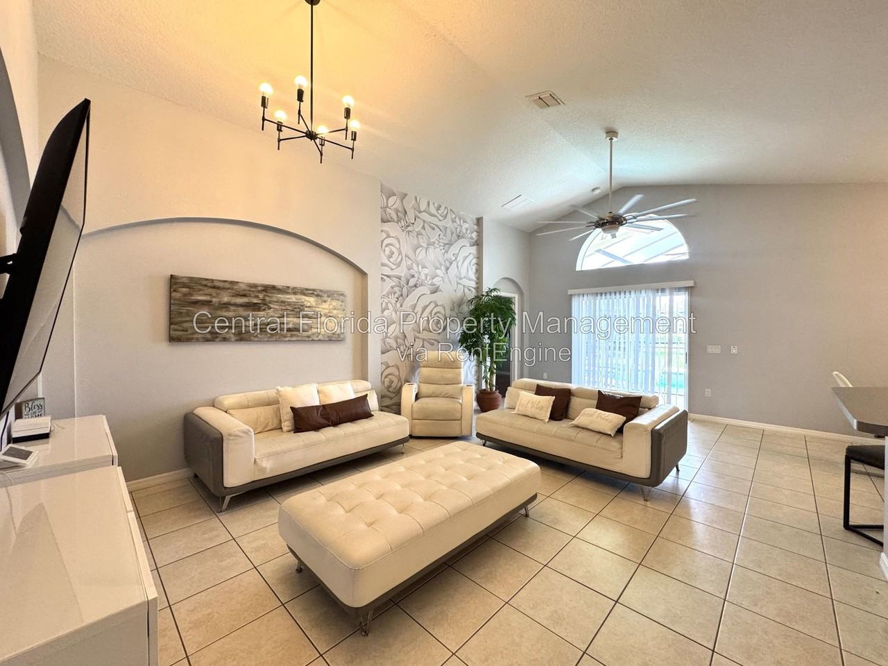 4775 Cumbrian Lakes Dr - Photo 3 of 21