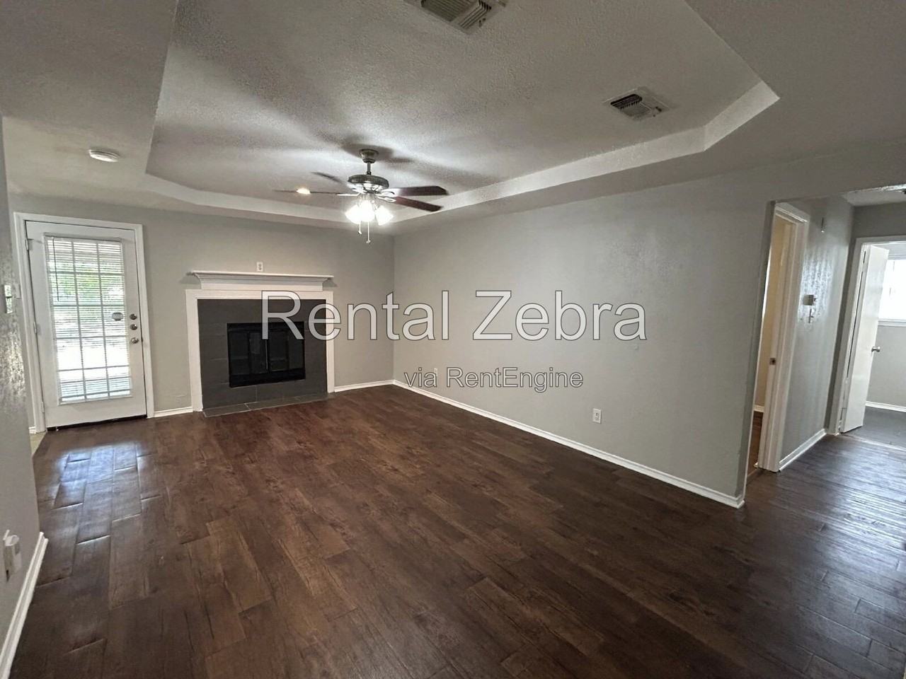6005 Lindy Ln - Photo 2 of 14