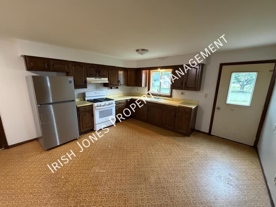 3 Idlebrook Dr - Photo 2 of 16