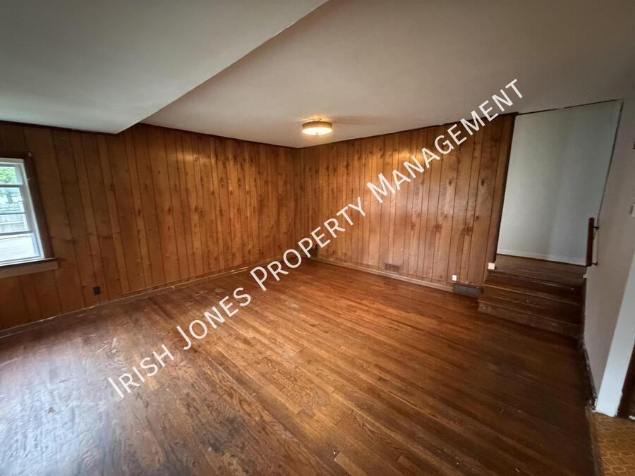 3 Idlebrook Dr - Photo 4 of 16