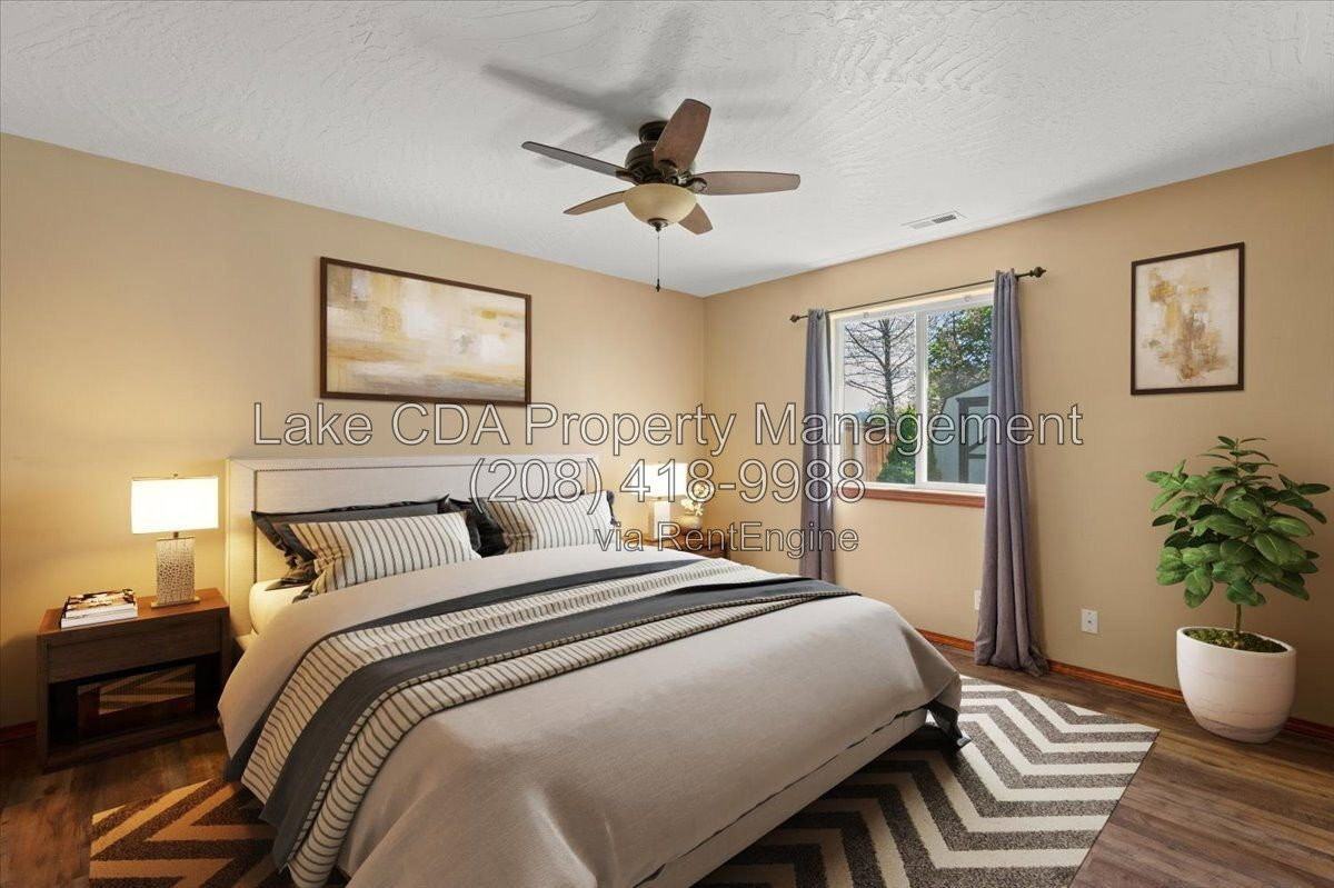 8920 N Torrey Ln - Photo 3 of 38
