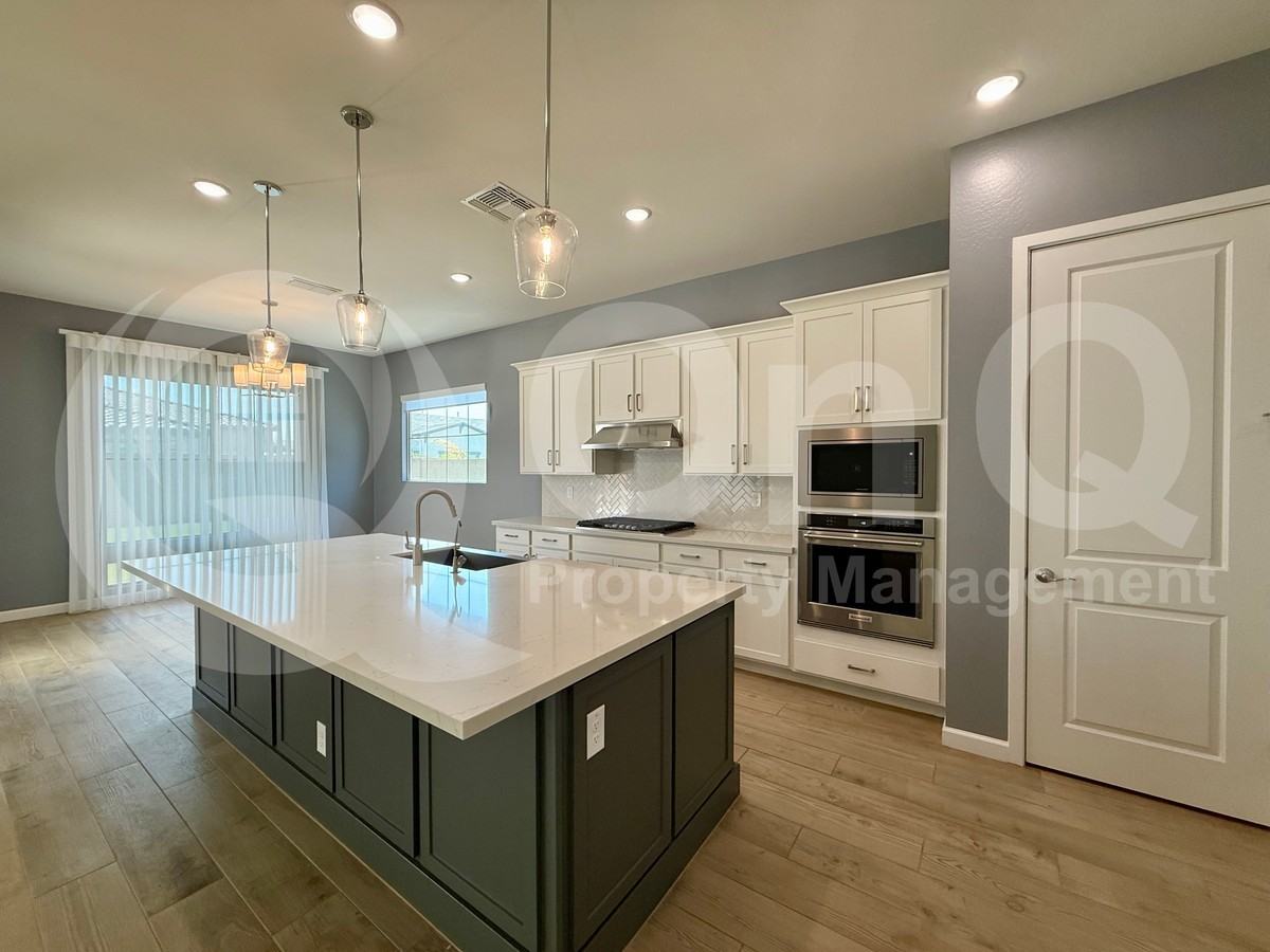 22839 E Nightingale Rd - Photo 5 of 31