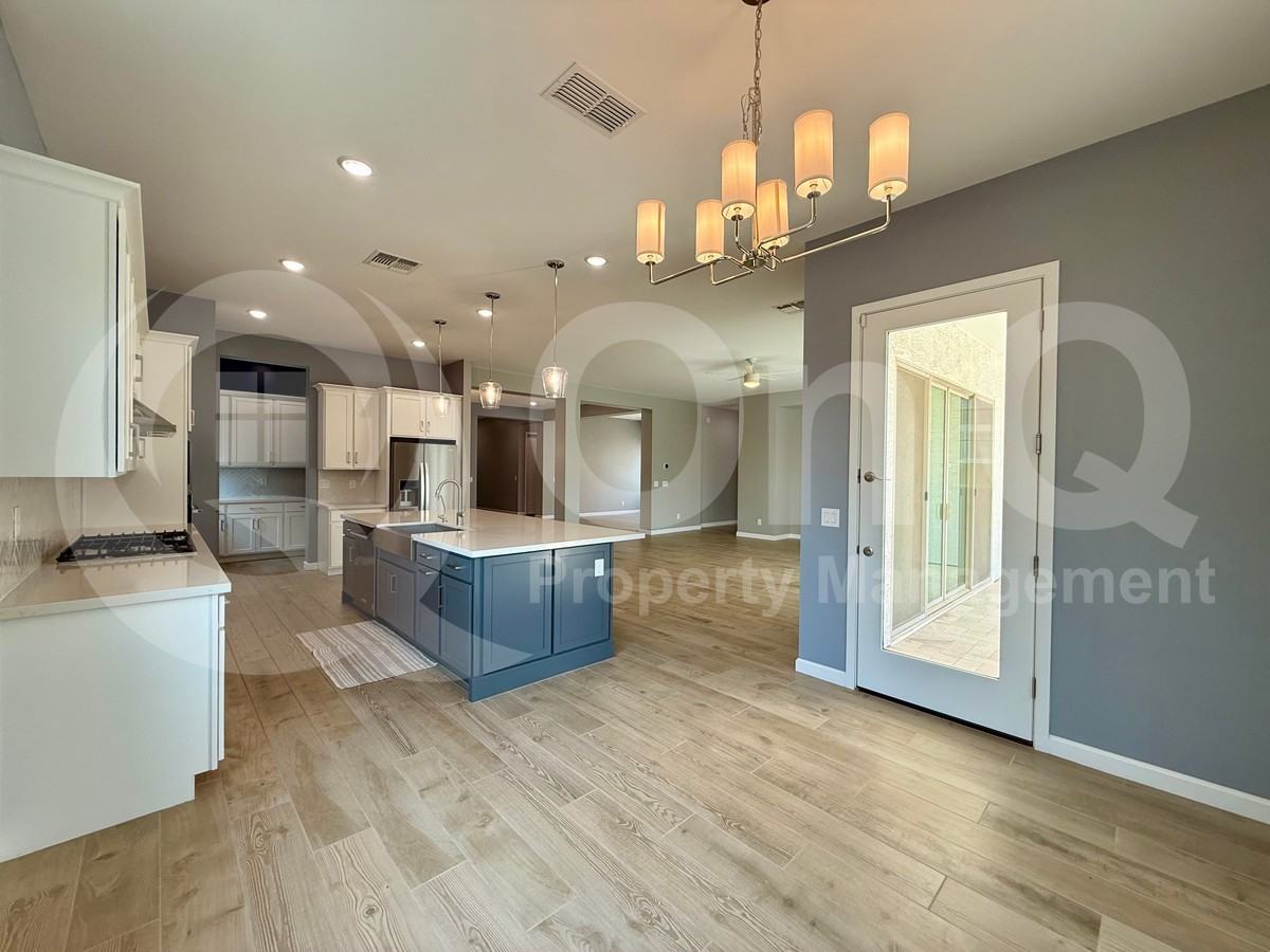 22839 E Nightingale Rd - Photo 6 of 31
