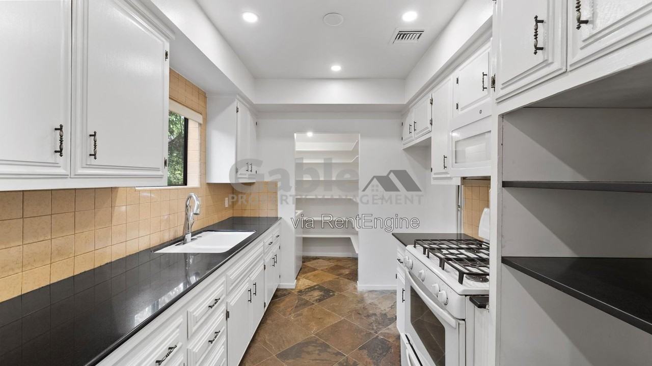 6060 Colfax Ave #3 - Photo 5 of 10