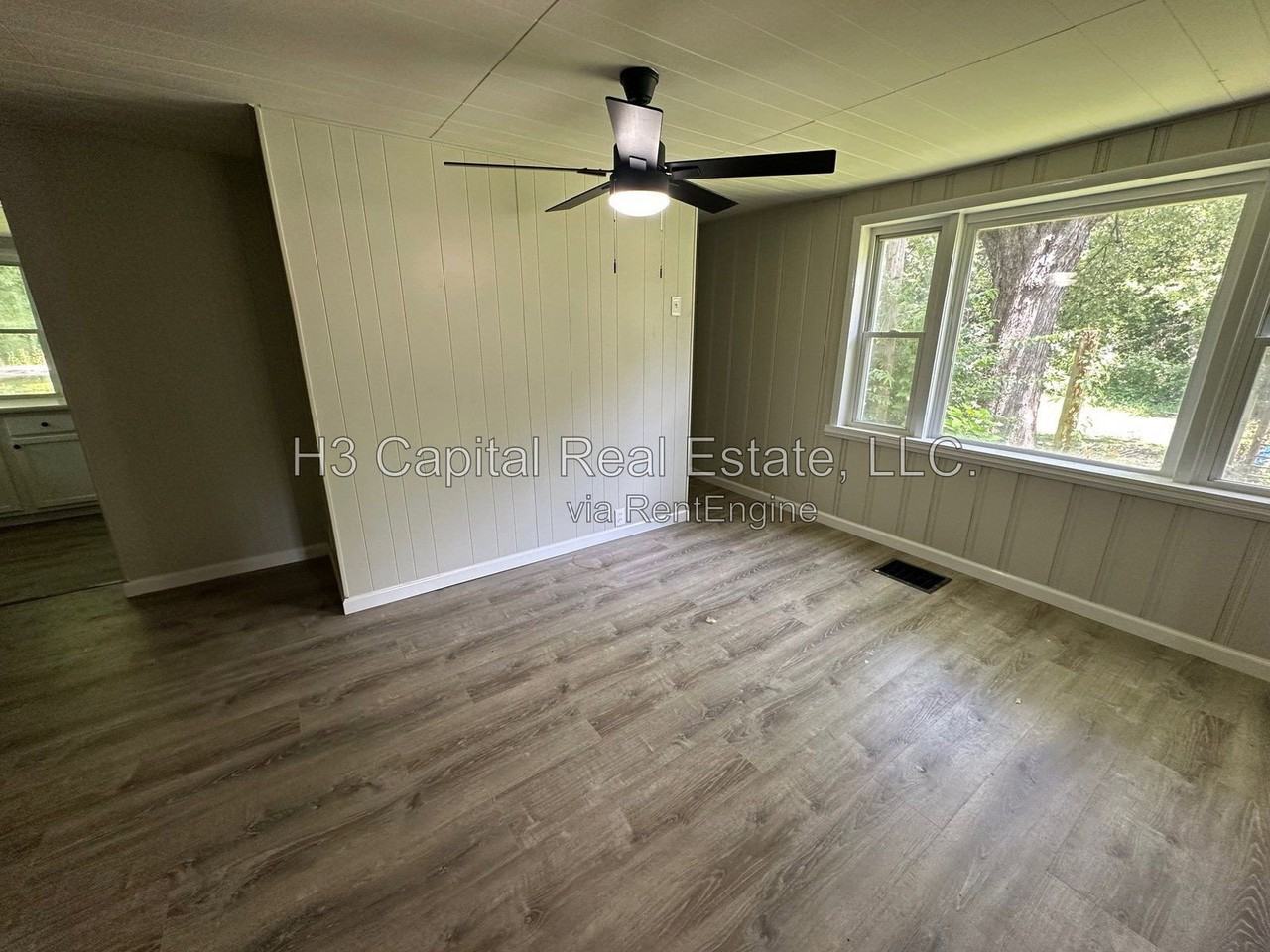 7253 Town Hall Rd - Photo 5 of 10