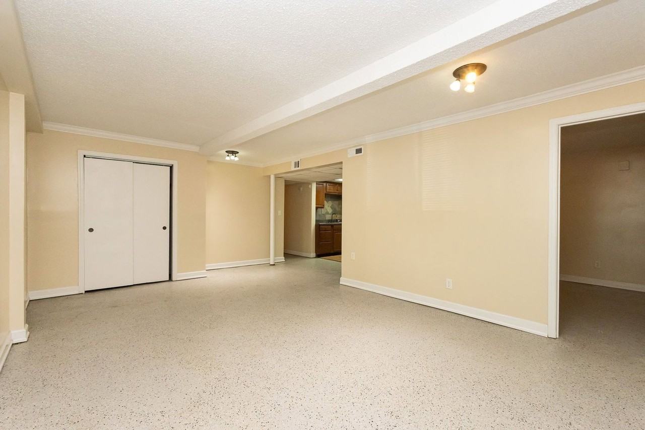 1309 Labrea Dr #B - Photo 6 of 19