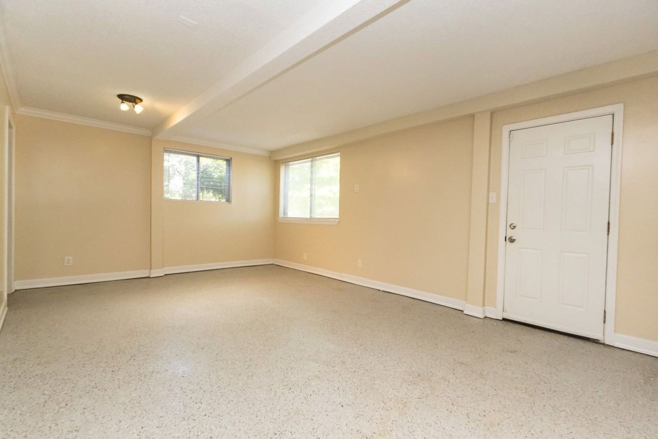 1309 Labrea Dr #B - Photo 7 of 19