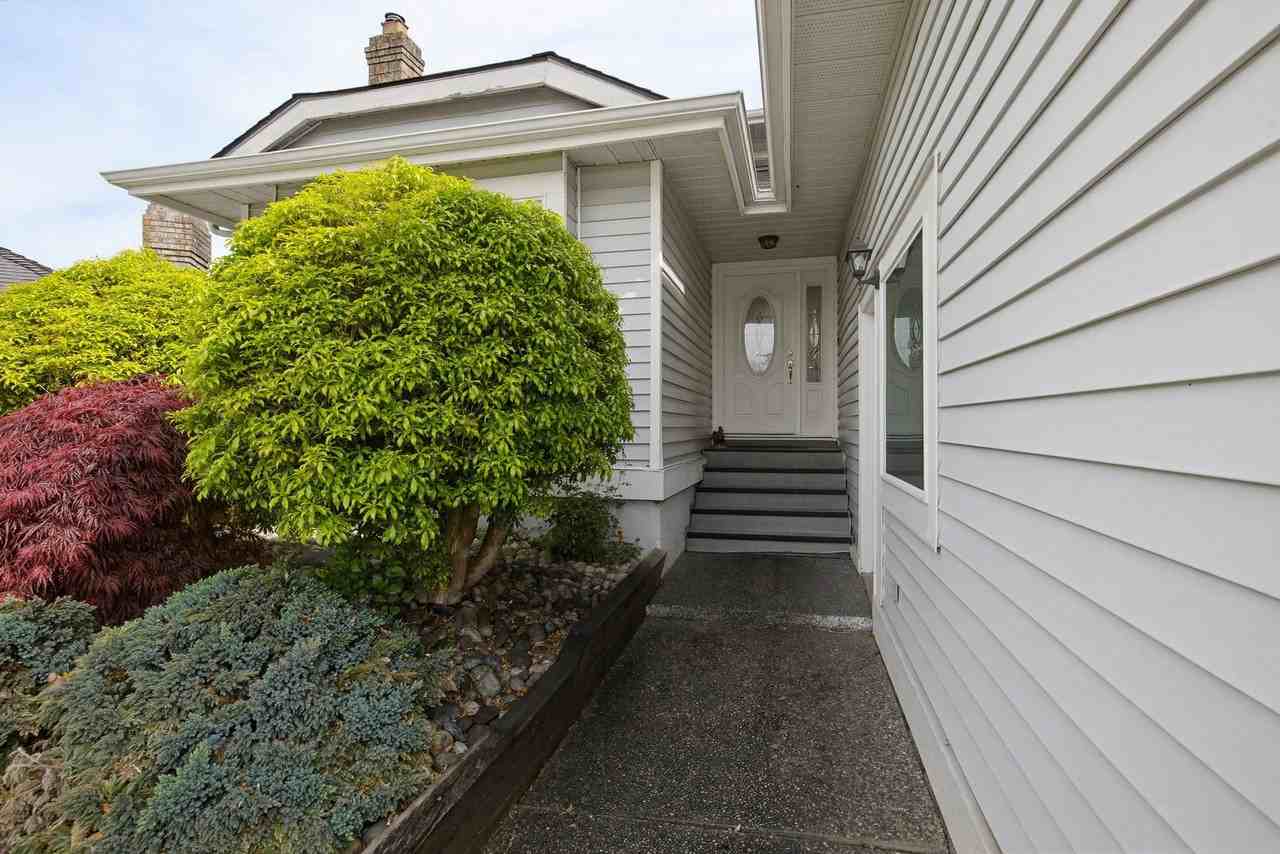 2165 Tower Court - Photo 5 of 32
